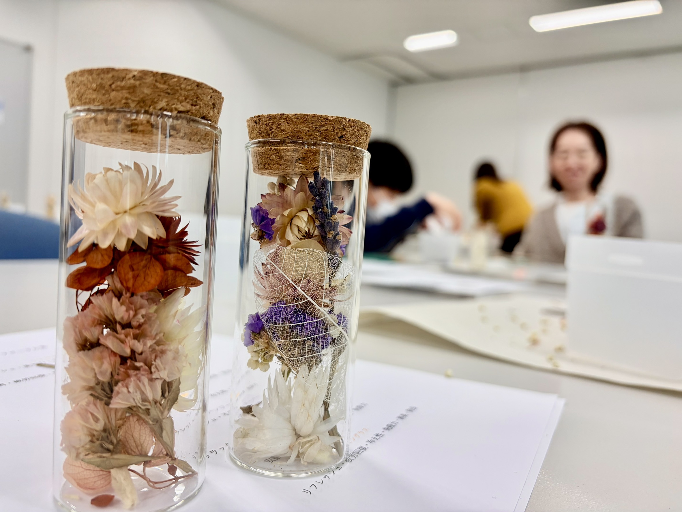 フラワーボトル・花材の様子 15